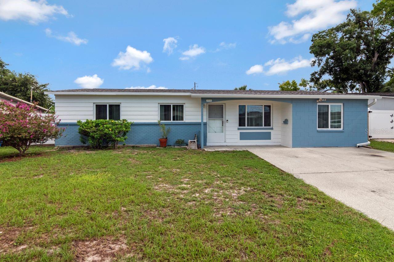 7713 W Powhatan Ave, Tampa