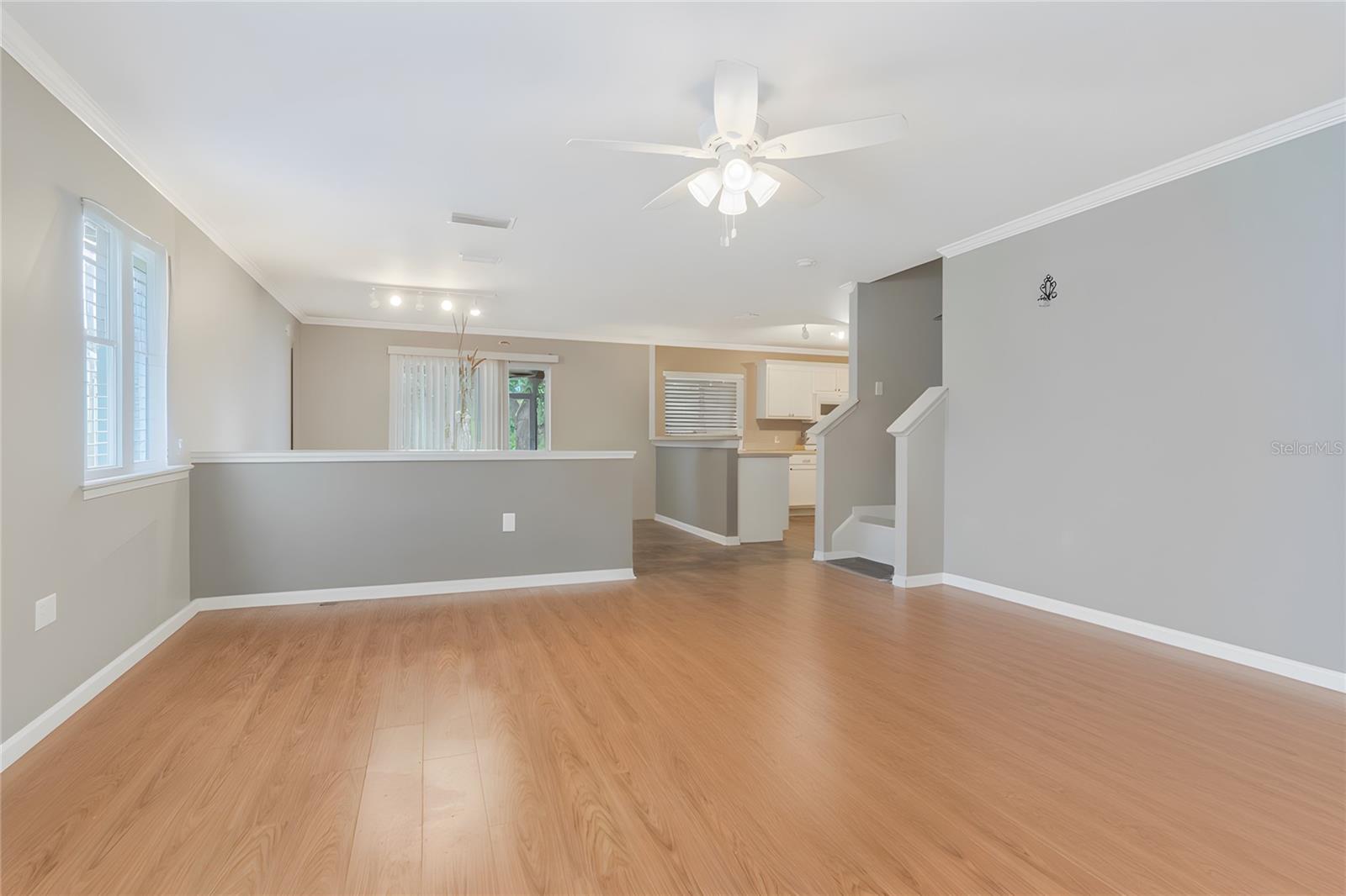 19604 TIMBERBLUFF DR