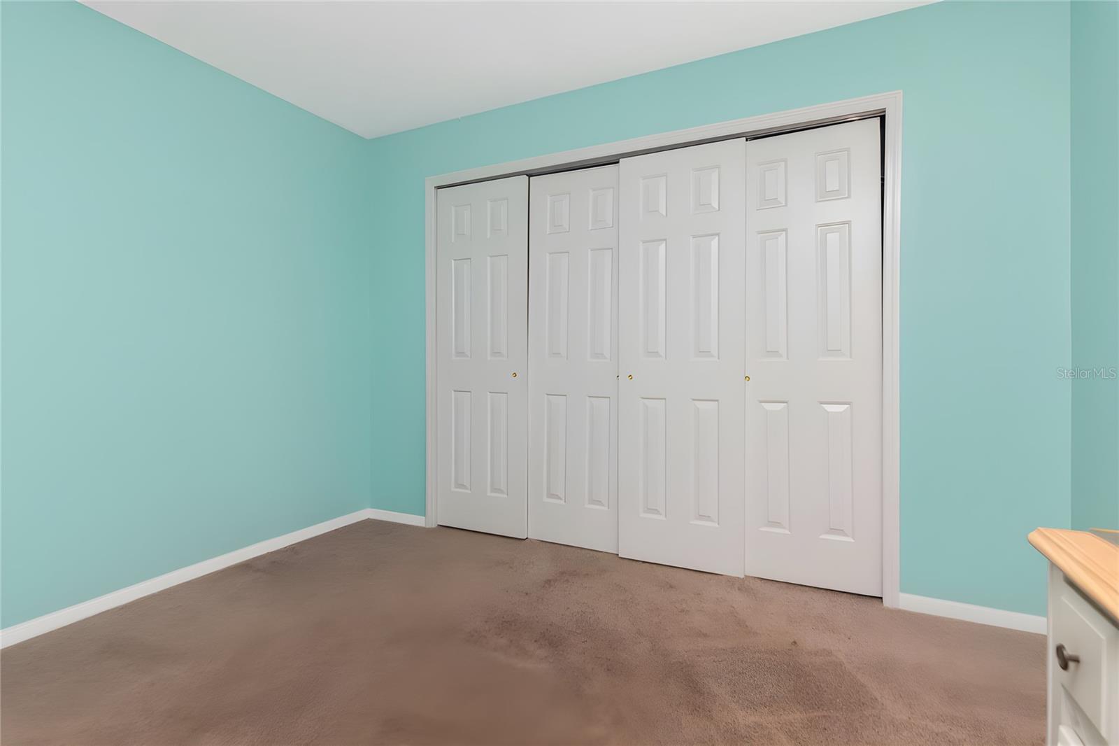 19604 TIMBERBLUFF DR