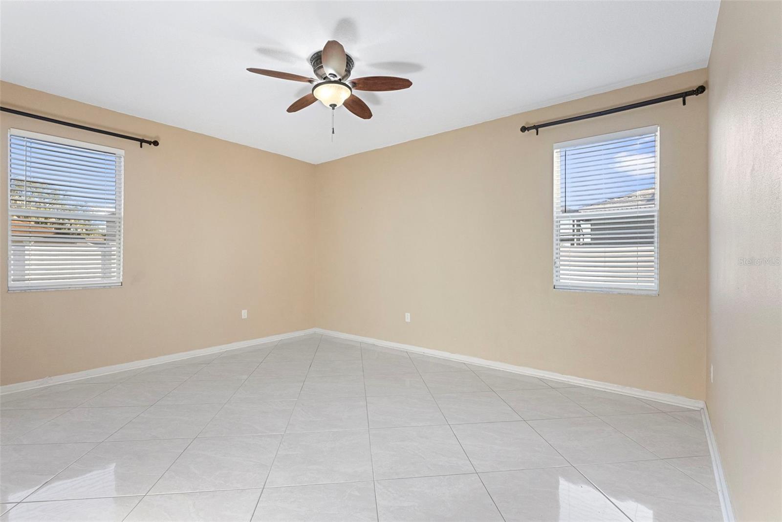 11114 HARTFORD FERN DR