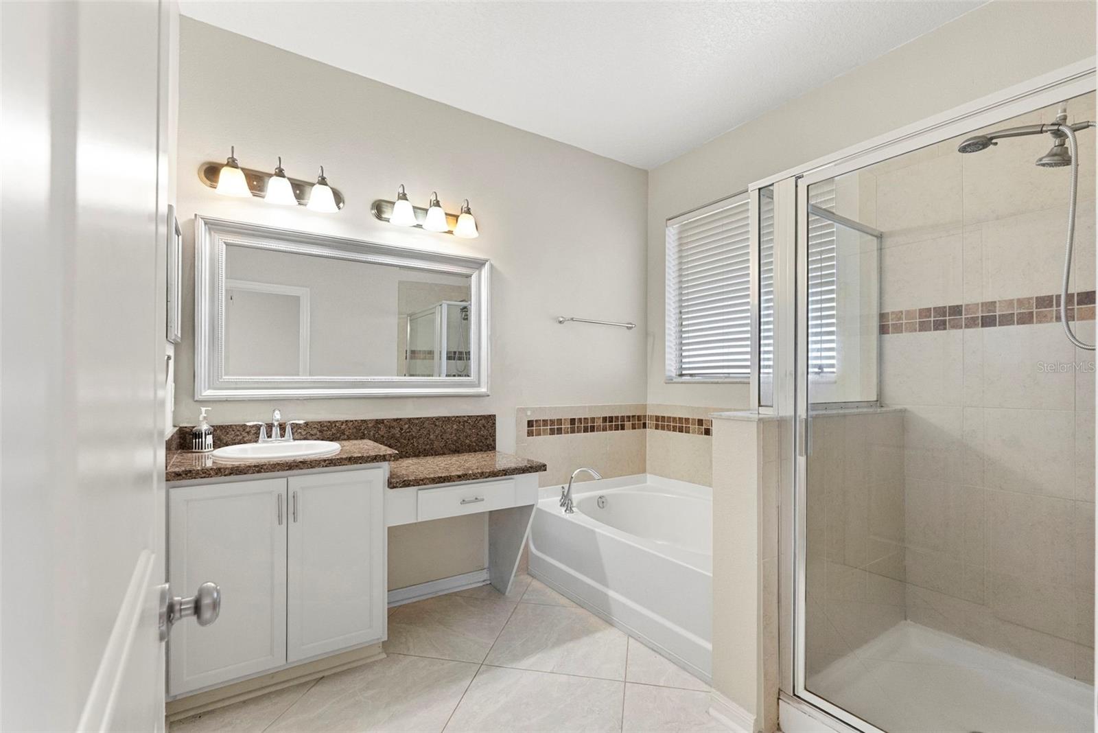 11114 HARTFORD FERN DR