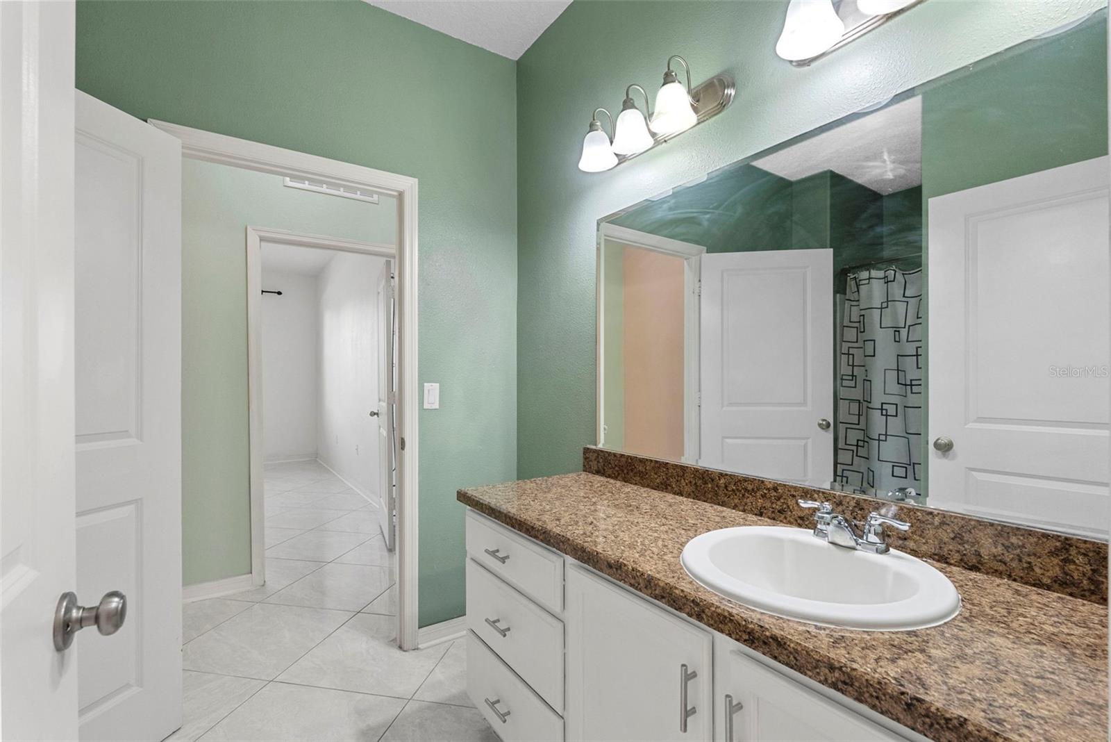 11114 HARTFORD FERN DR
