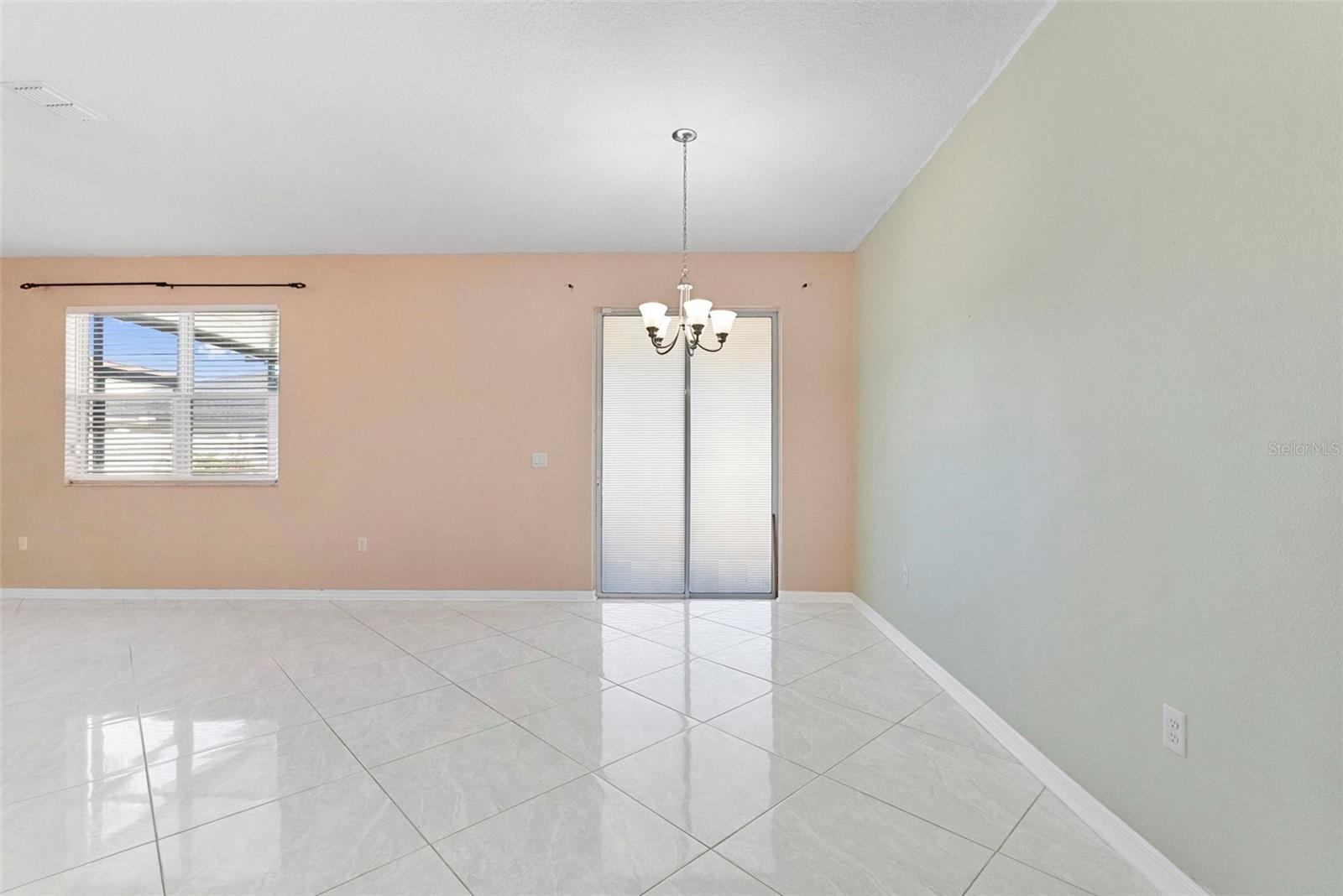 11114 HARTFORD FERN DR