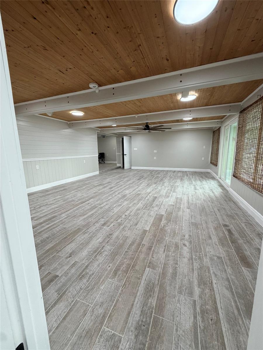 8715 DRIFTWOOD DR
