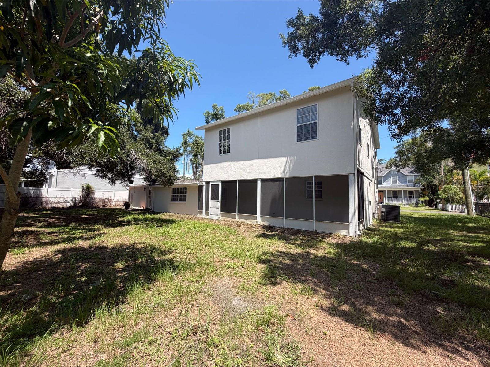 7405 S DESOTO ST