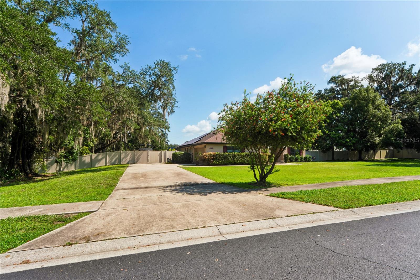 27725 CENTURY OAKS CT