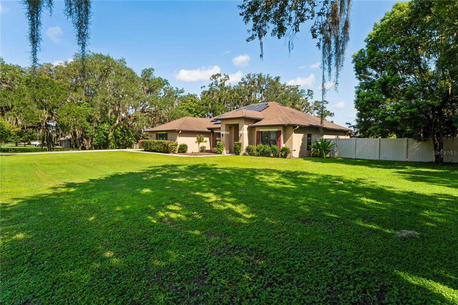 27725 CENTURY OAKS CT
