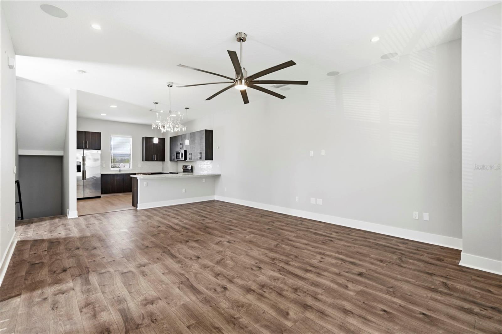 4810 W MCELROY AVE #7