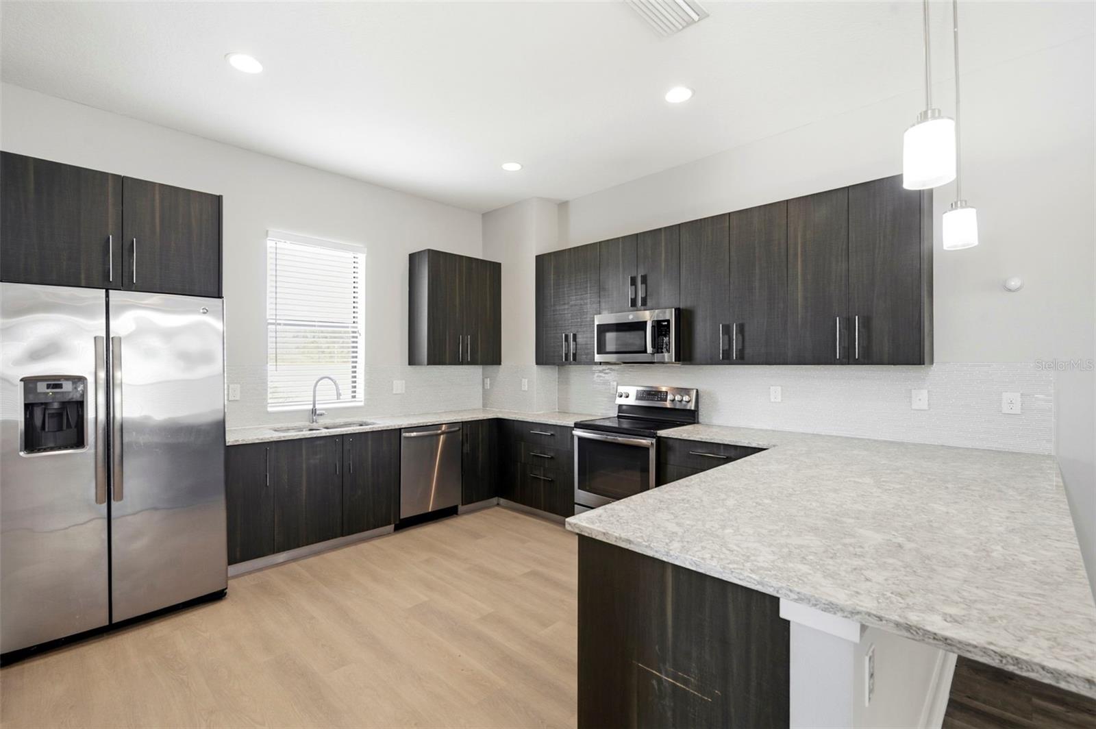 4810 W MCELROY AVE #7