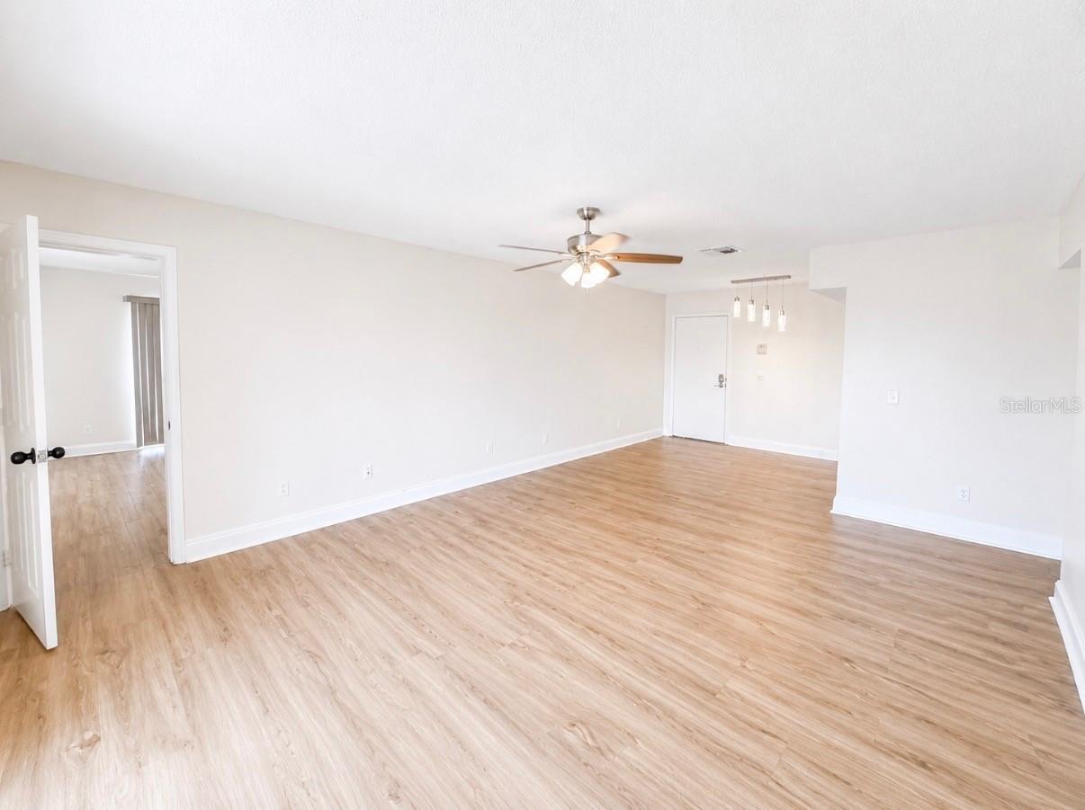 5541 BAY BLVD #550