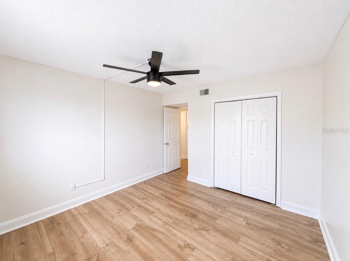 5541 BAY BLVD #550