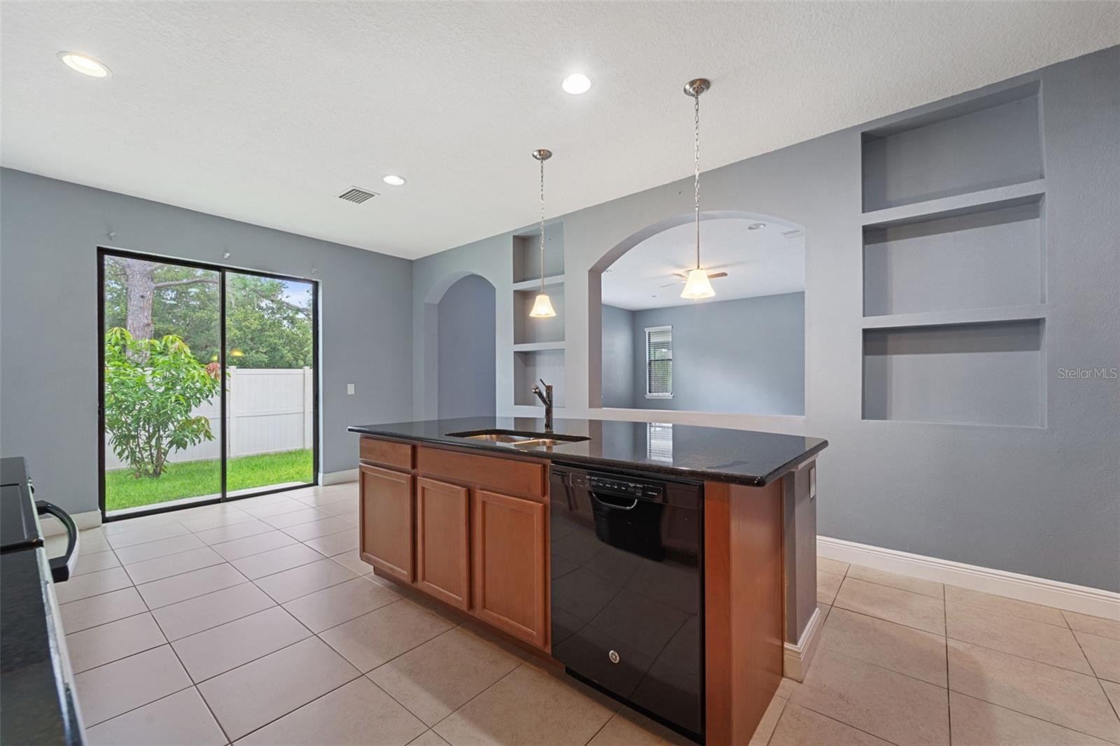 11006 TAHITI ISLE LN