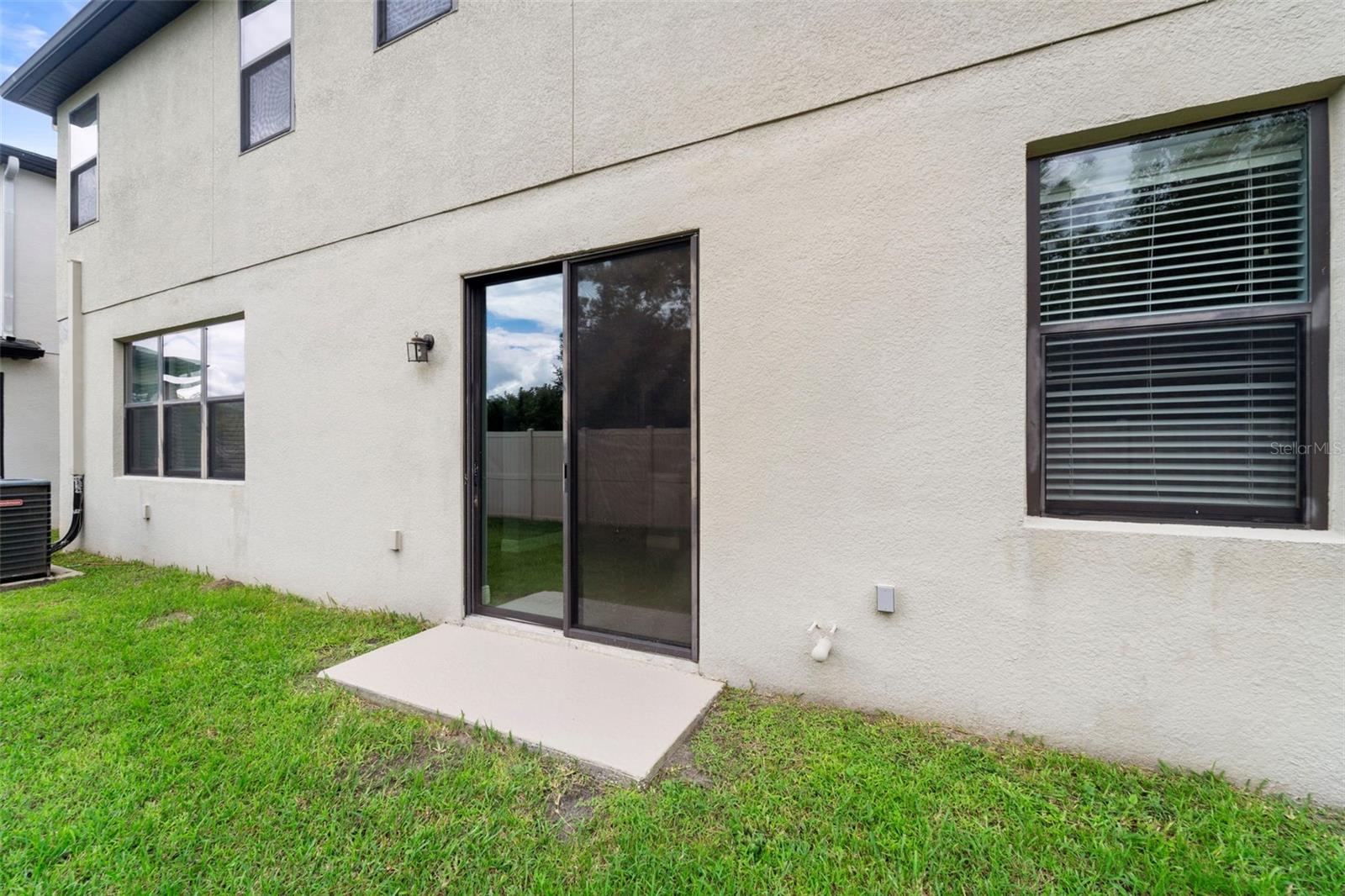 11006 TAHITI ISLE LN