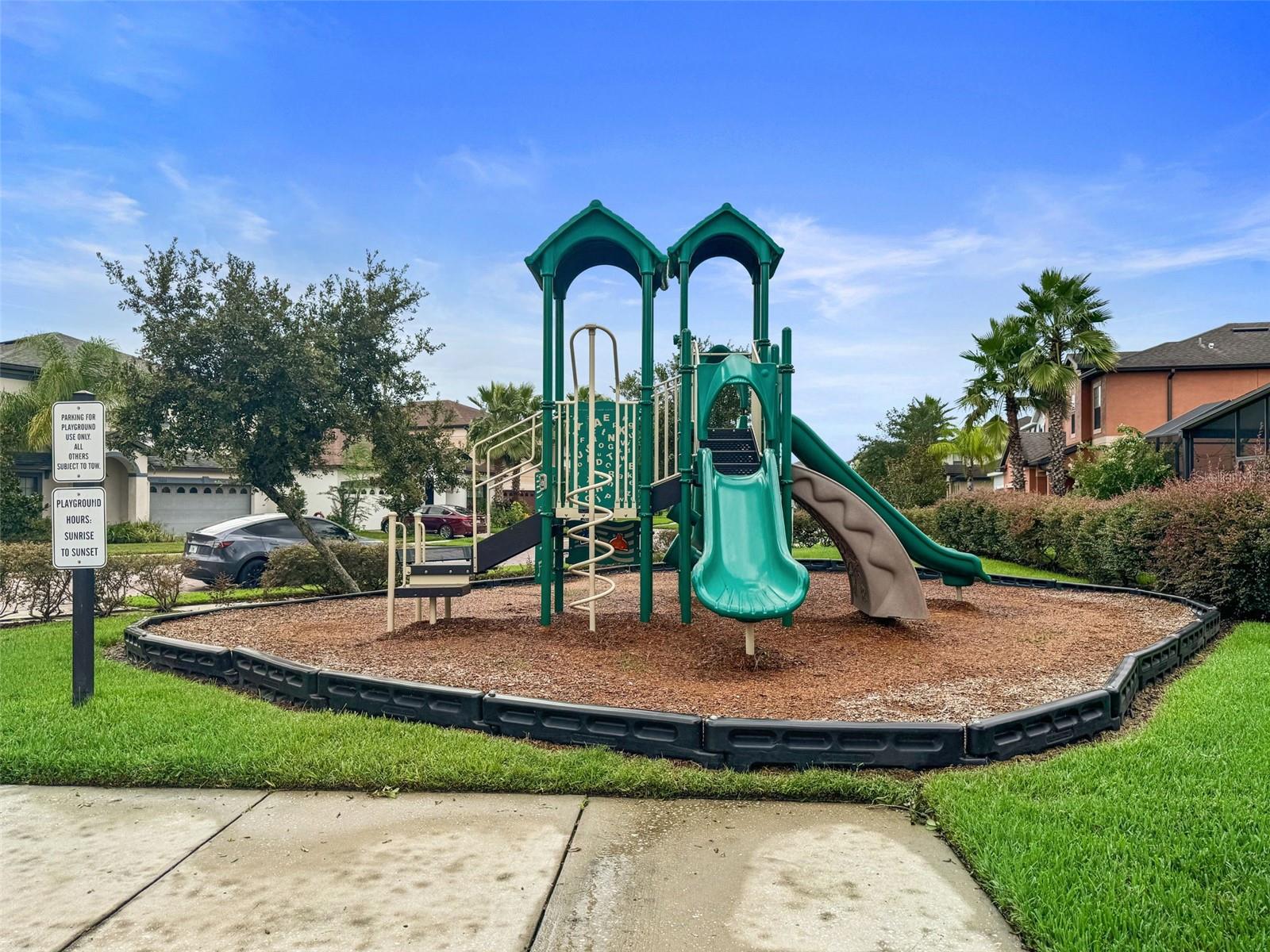 11006 TAHITI ISLE LN
