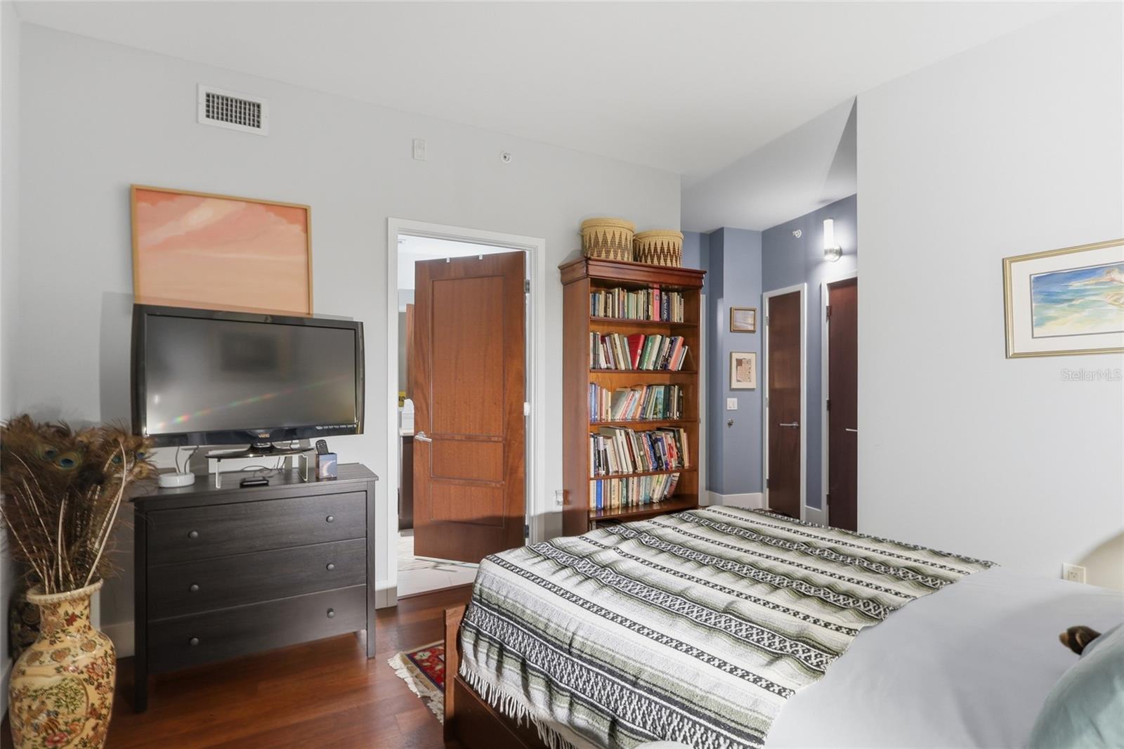 111 N 12TH ST #1521