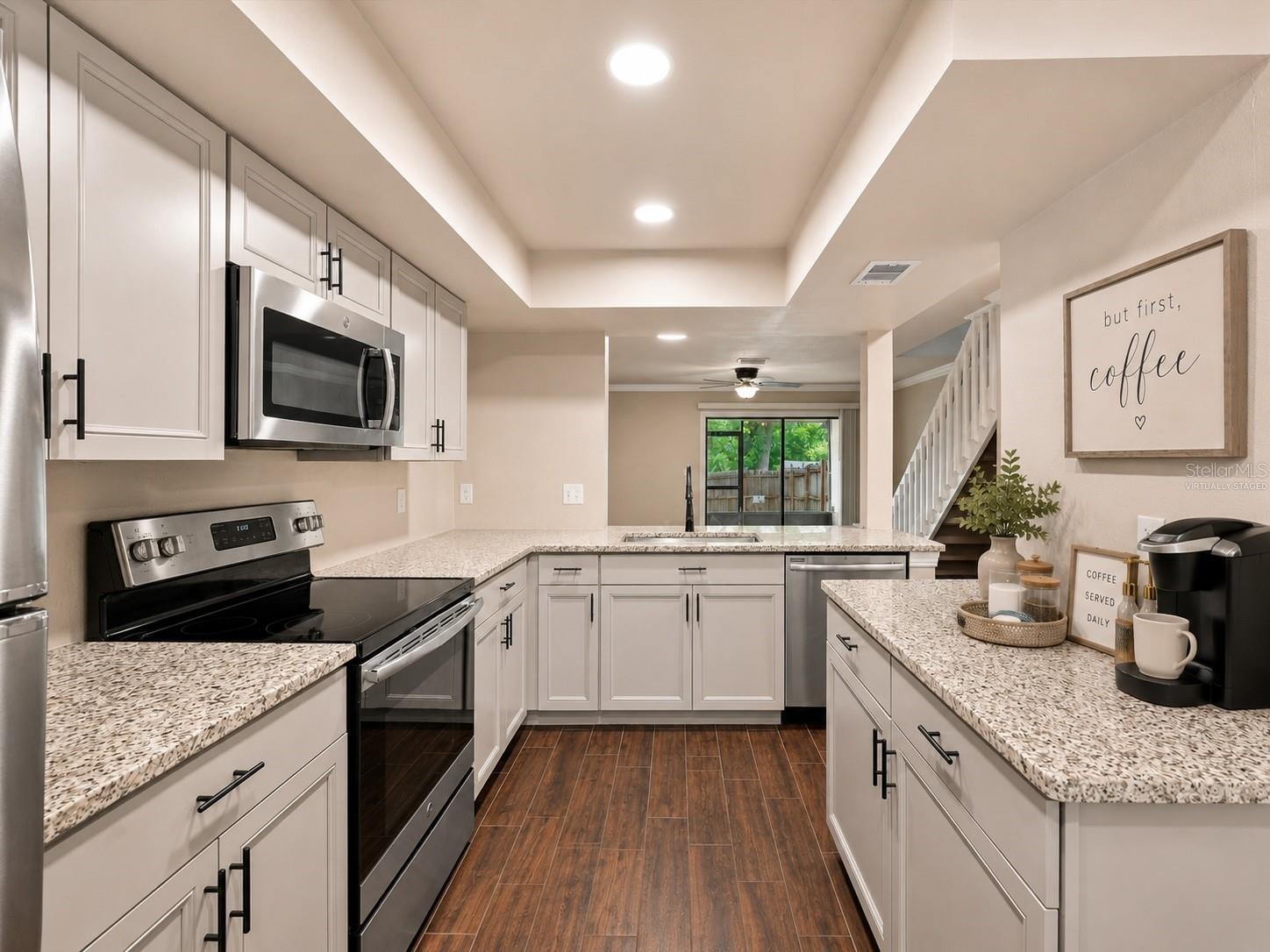 3324 LAUREL VIEW DR