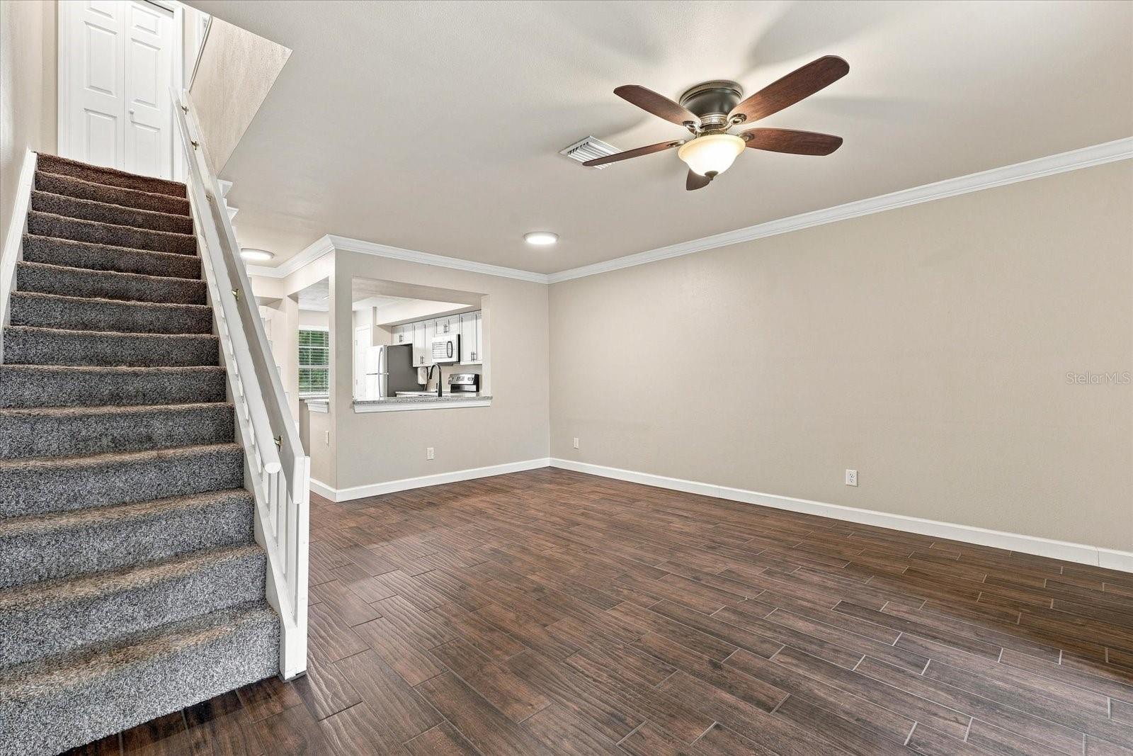3324 LAUREL VIEW DR