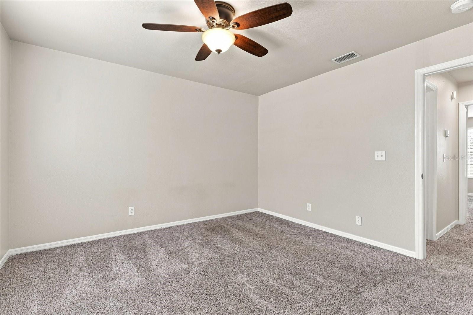 3324 LAUREL VIEW DR