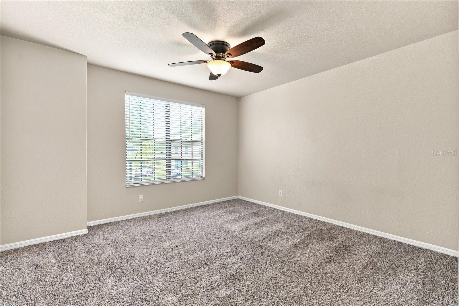 3324 LAUREL VIEW DR