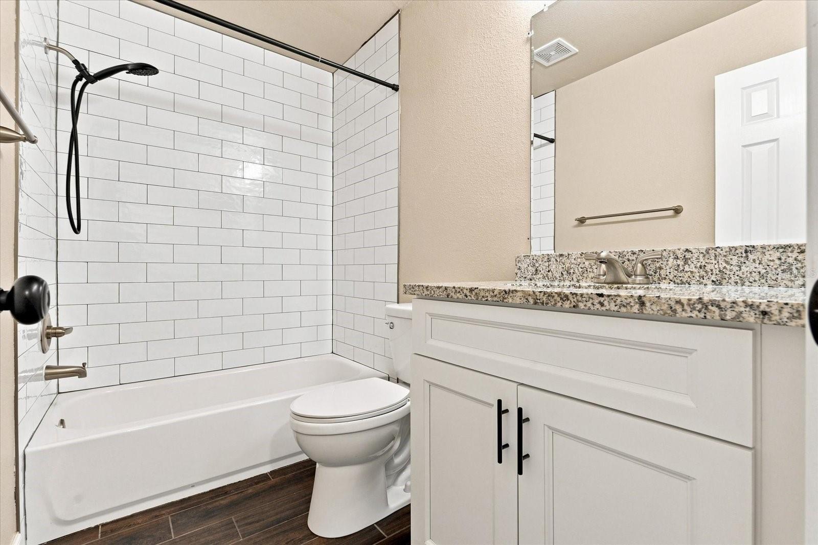 3324 LAUREL VIEW DR