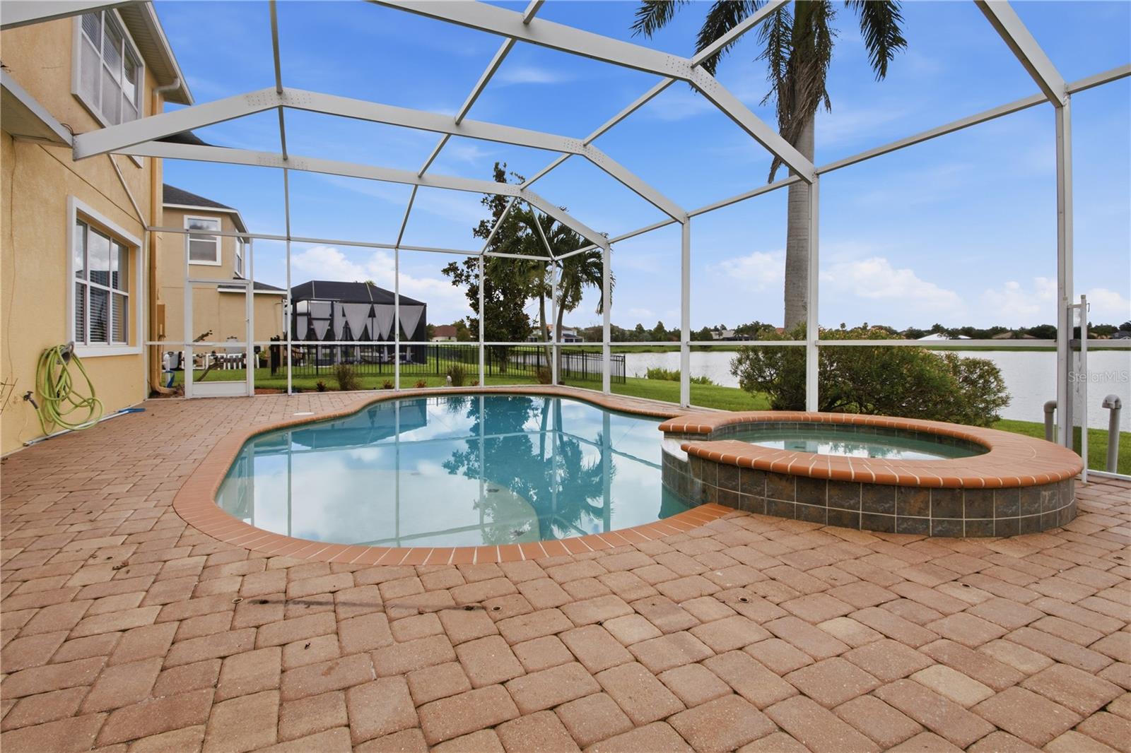 5321 SANDY SHELL DR