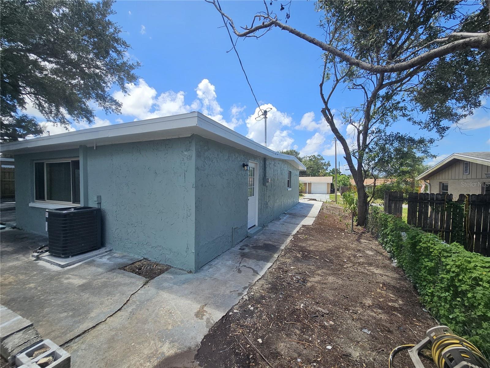 4624 PIRATE PL