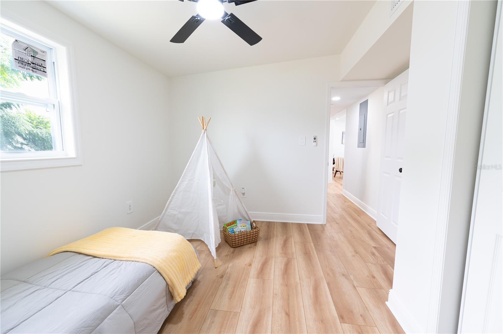 1503 LANCELOT LOOP