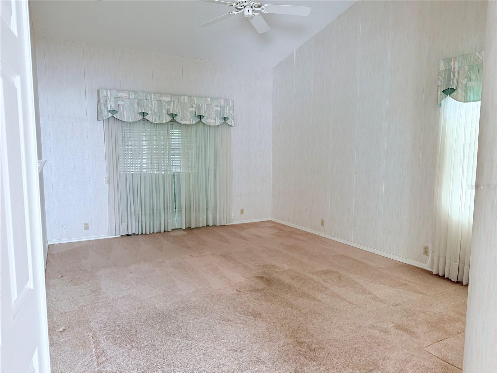 13928 TENNYSON DR