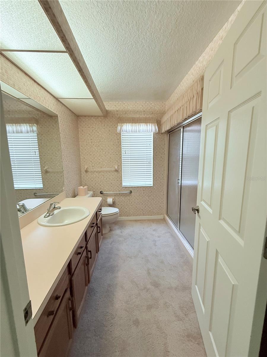 13928 TENNYSON DR