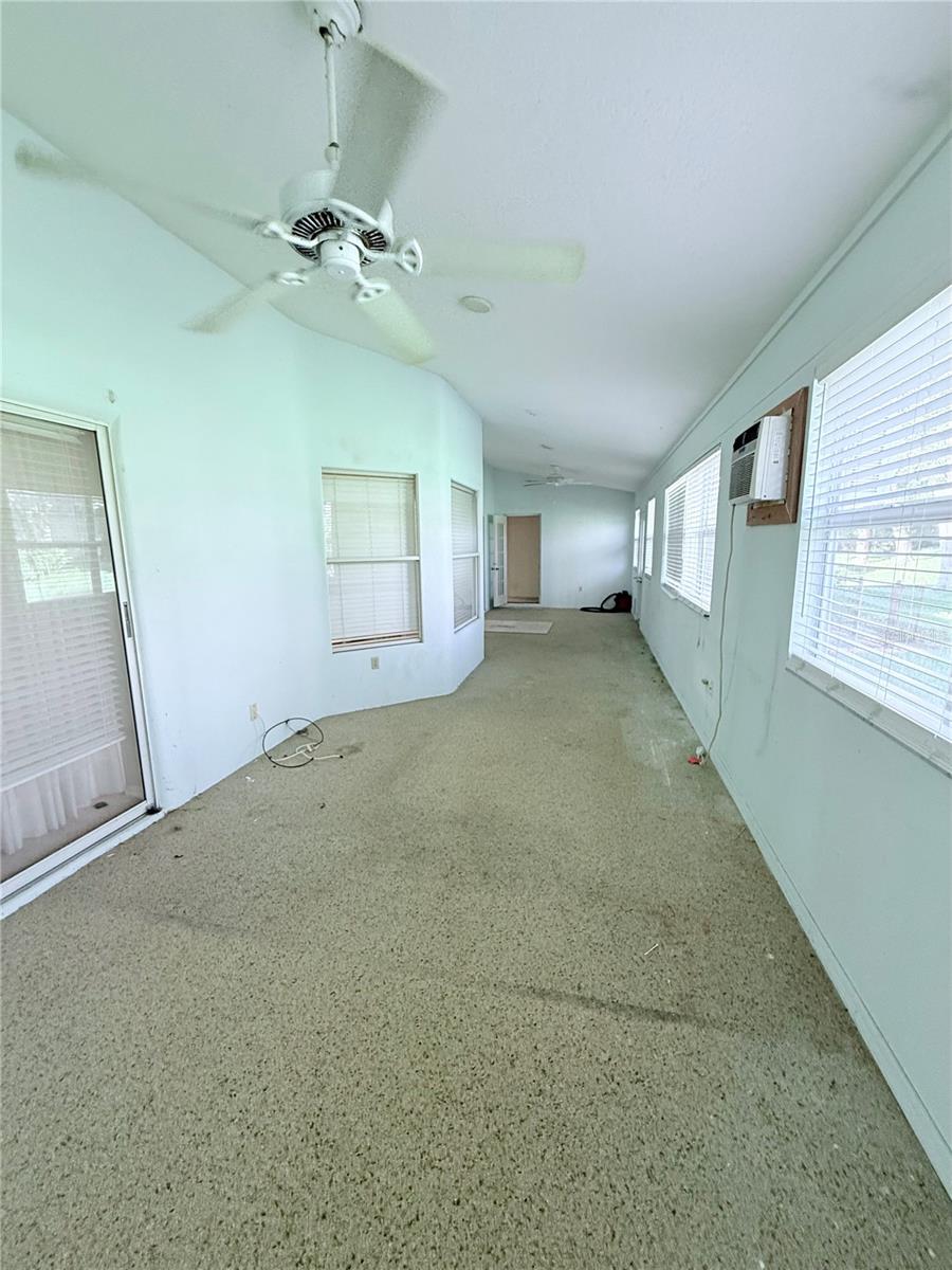 13928 TENNYSON DR