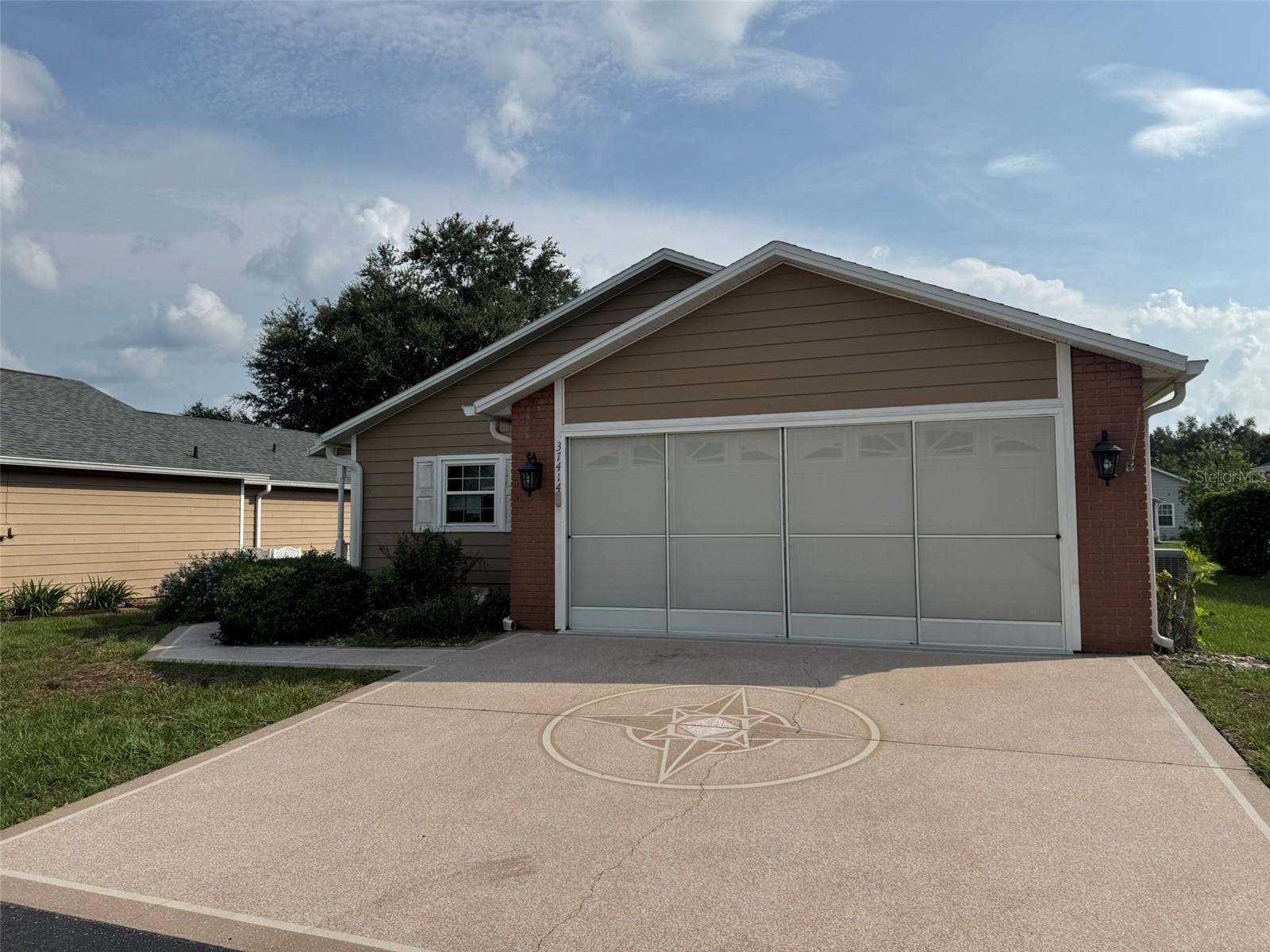 37414 Castleberry Dr, Zephyrhills