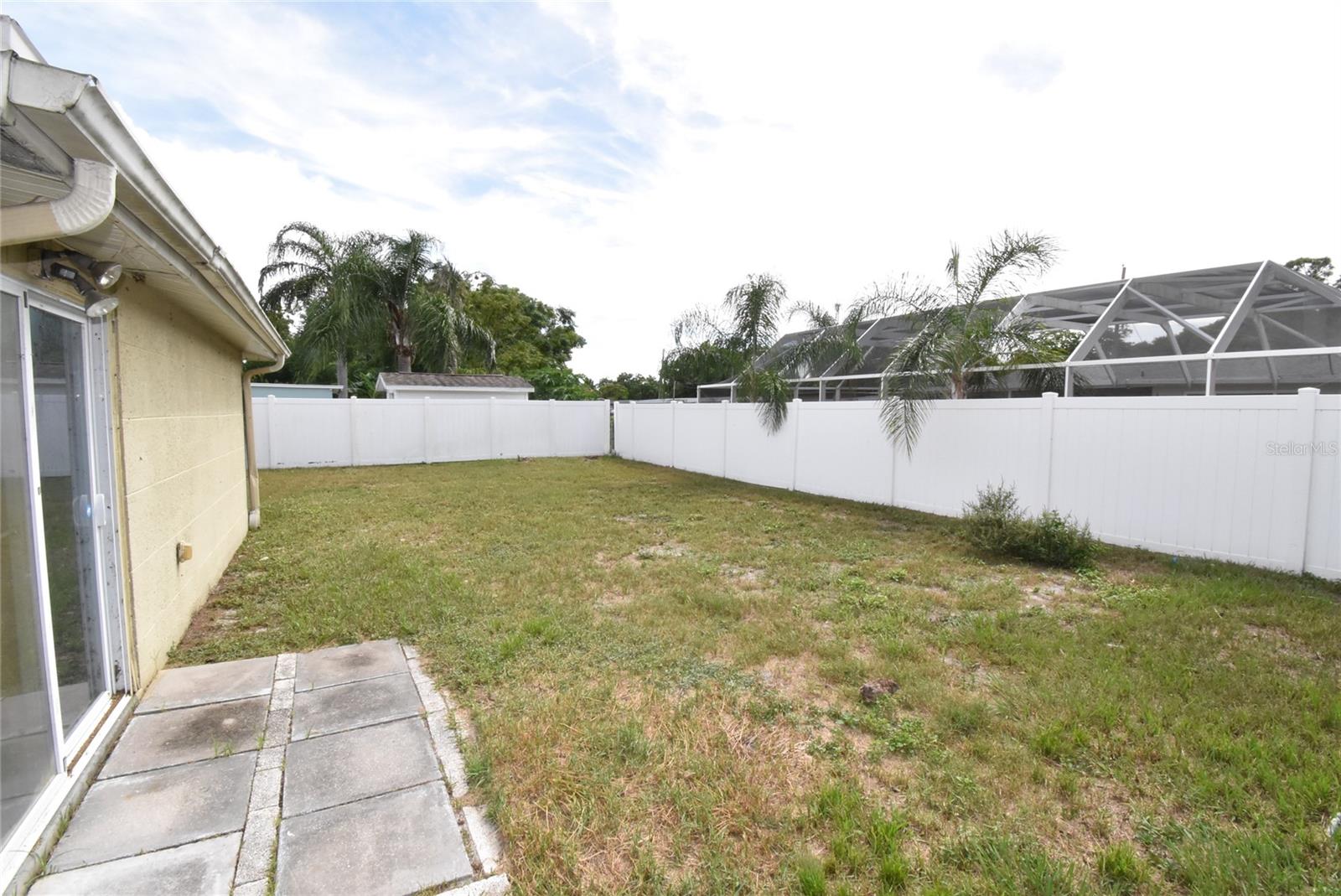 11025 PICKERING LN