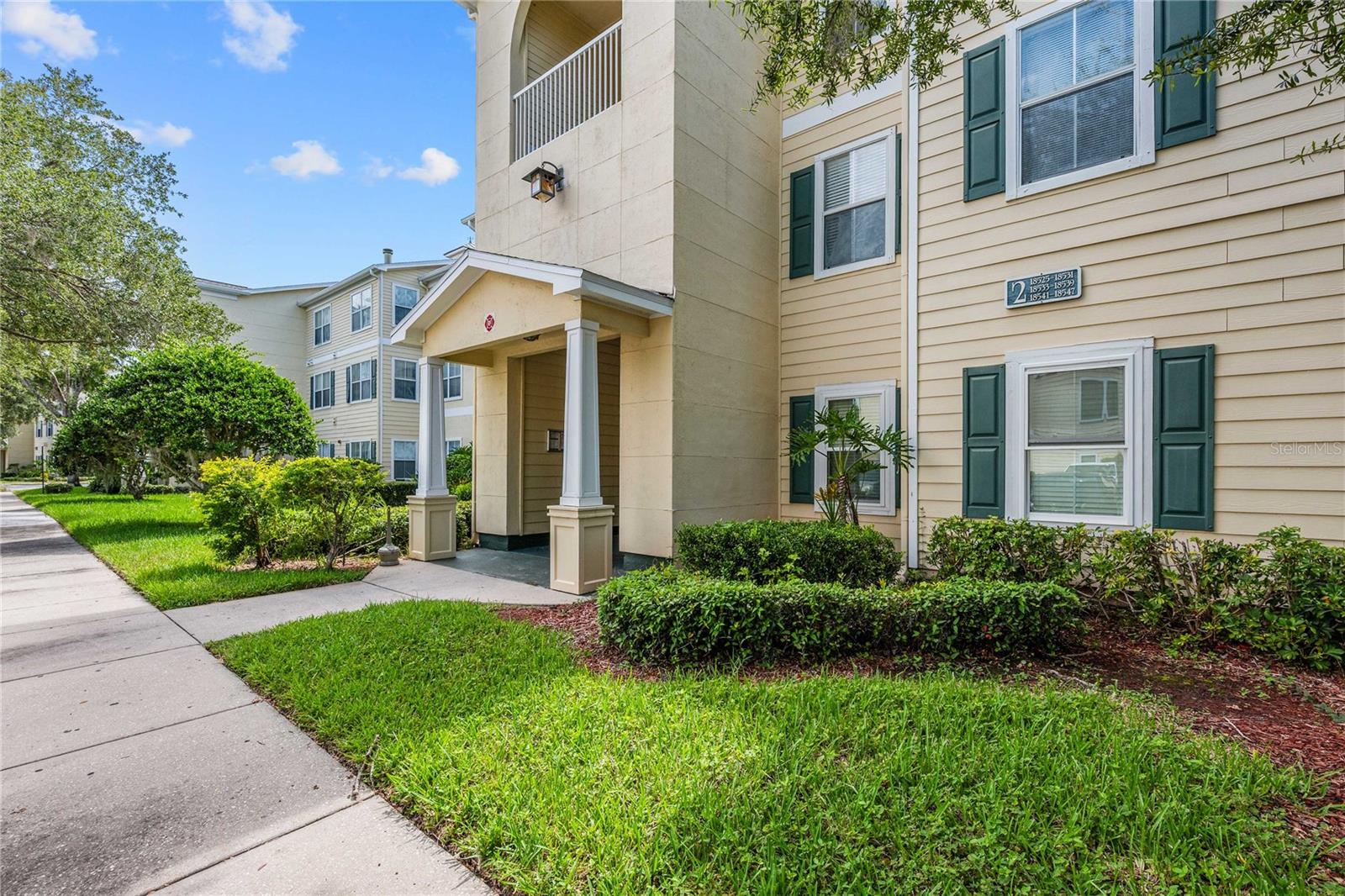 18525 BRIDLE CLUB DR #18525