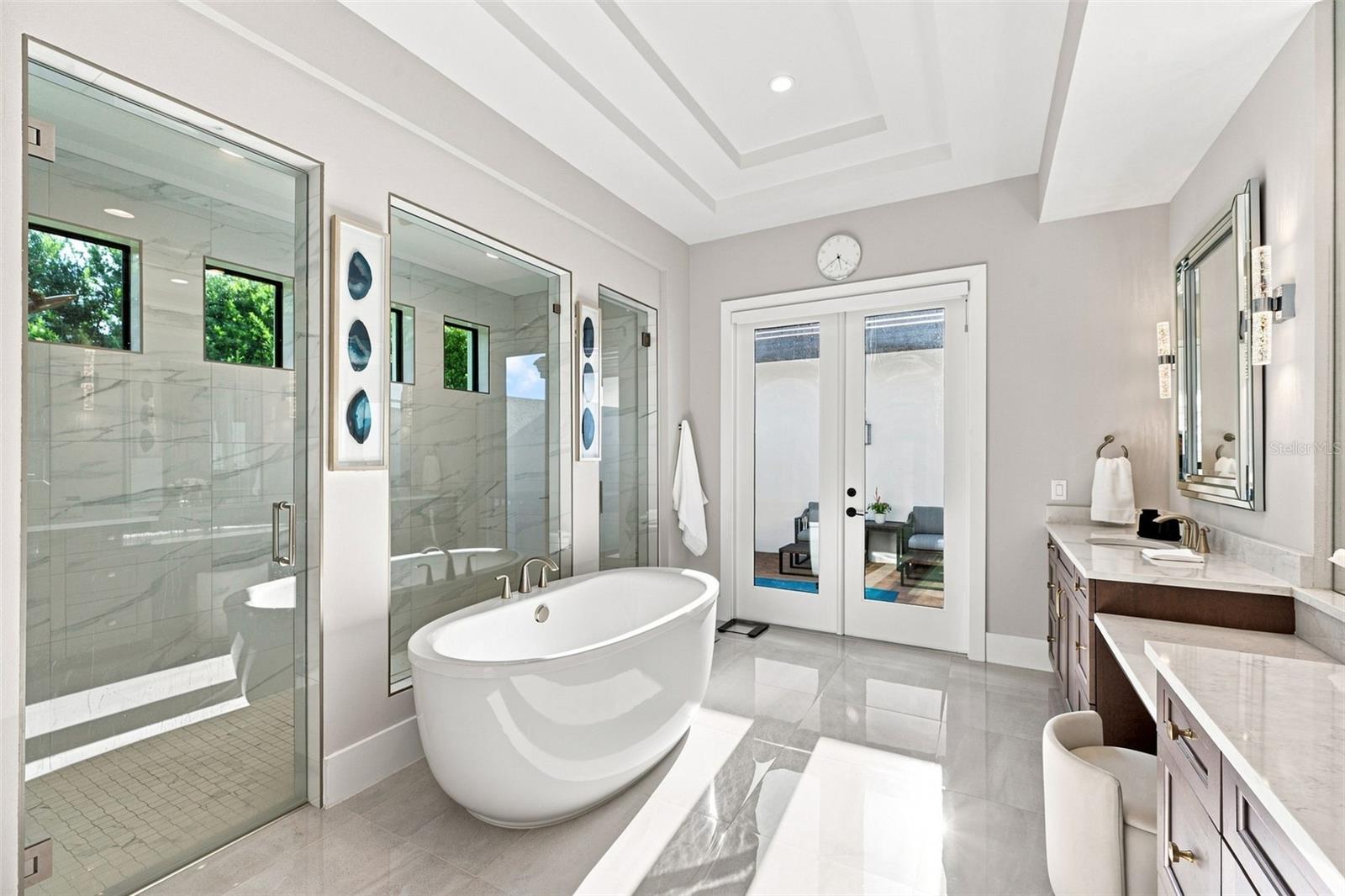 1422 OAK MEADOW PT