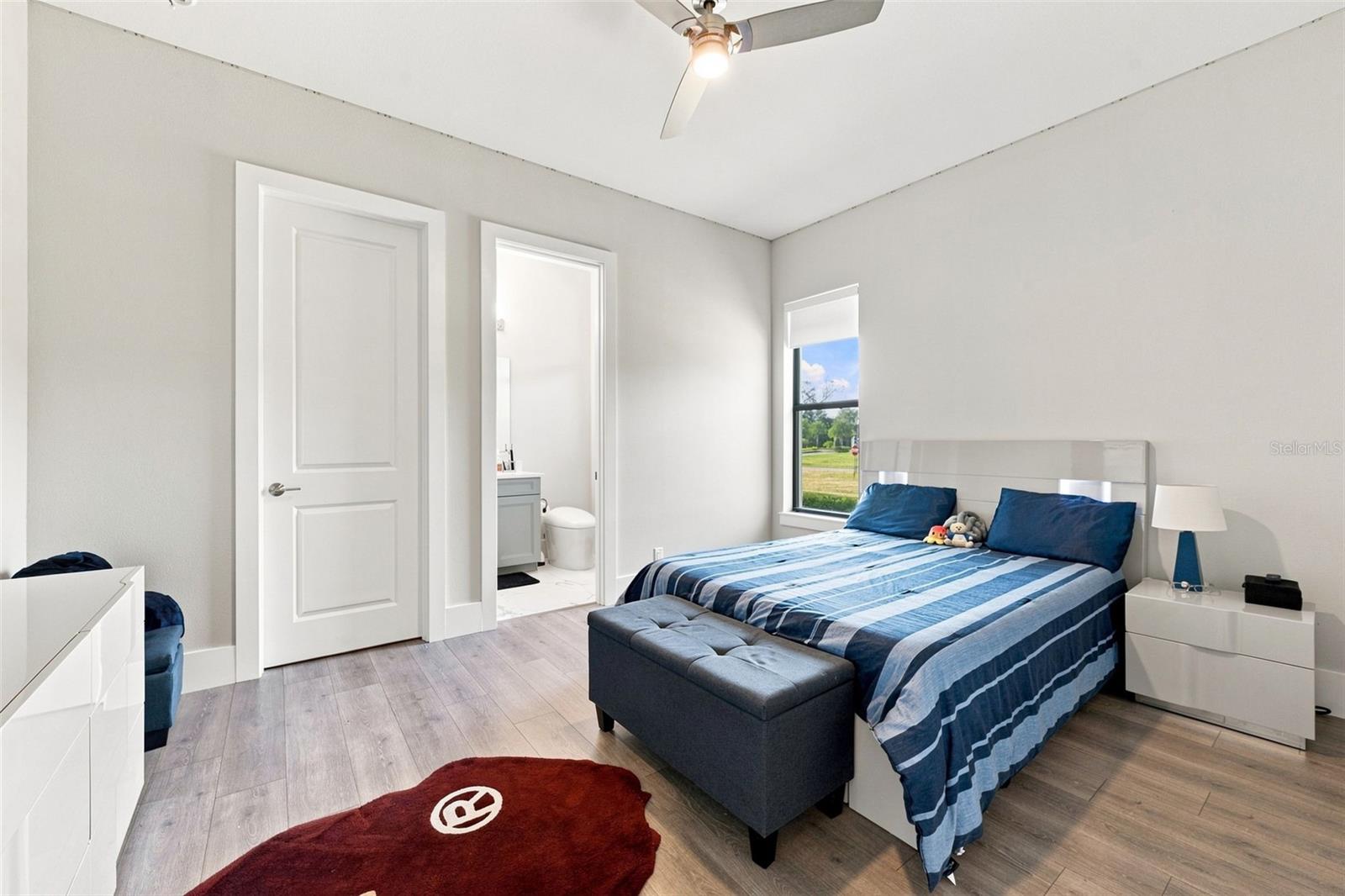 1422 OAK MEADOW PT