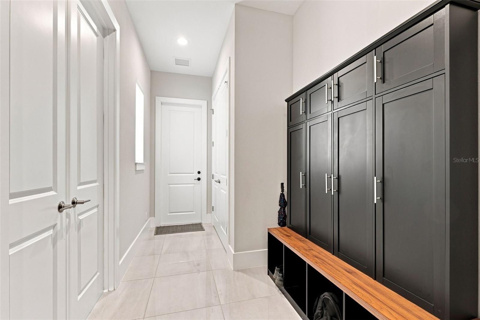 1422 OAK MEADOW PT