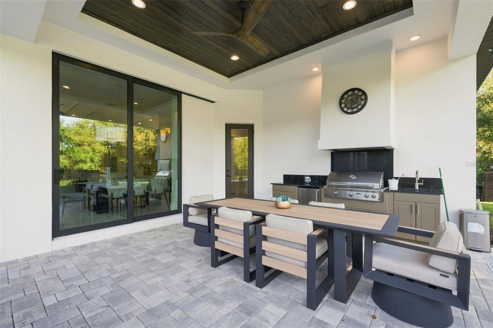 1422 OAK MEADOW PT