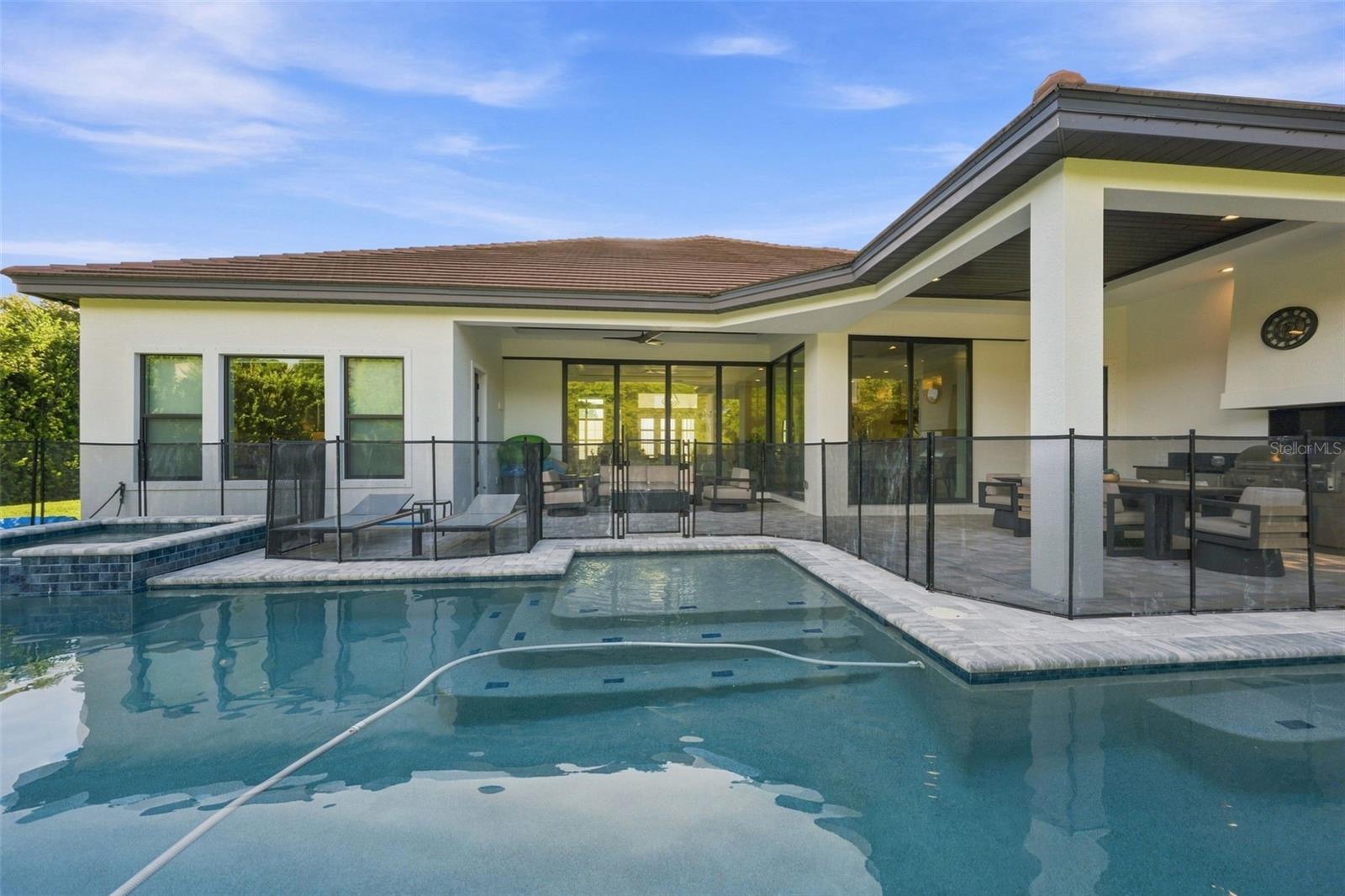 1422 OAK MEADOW PT