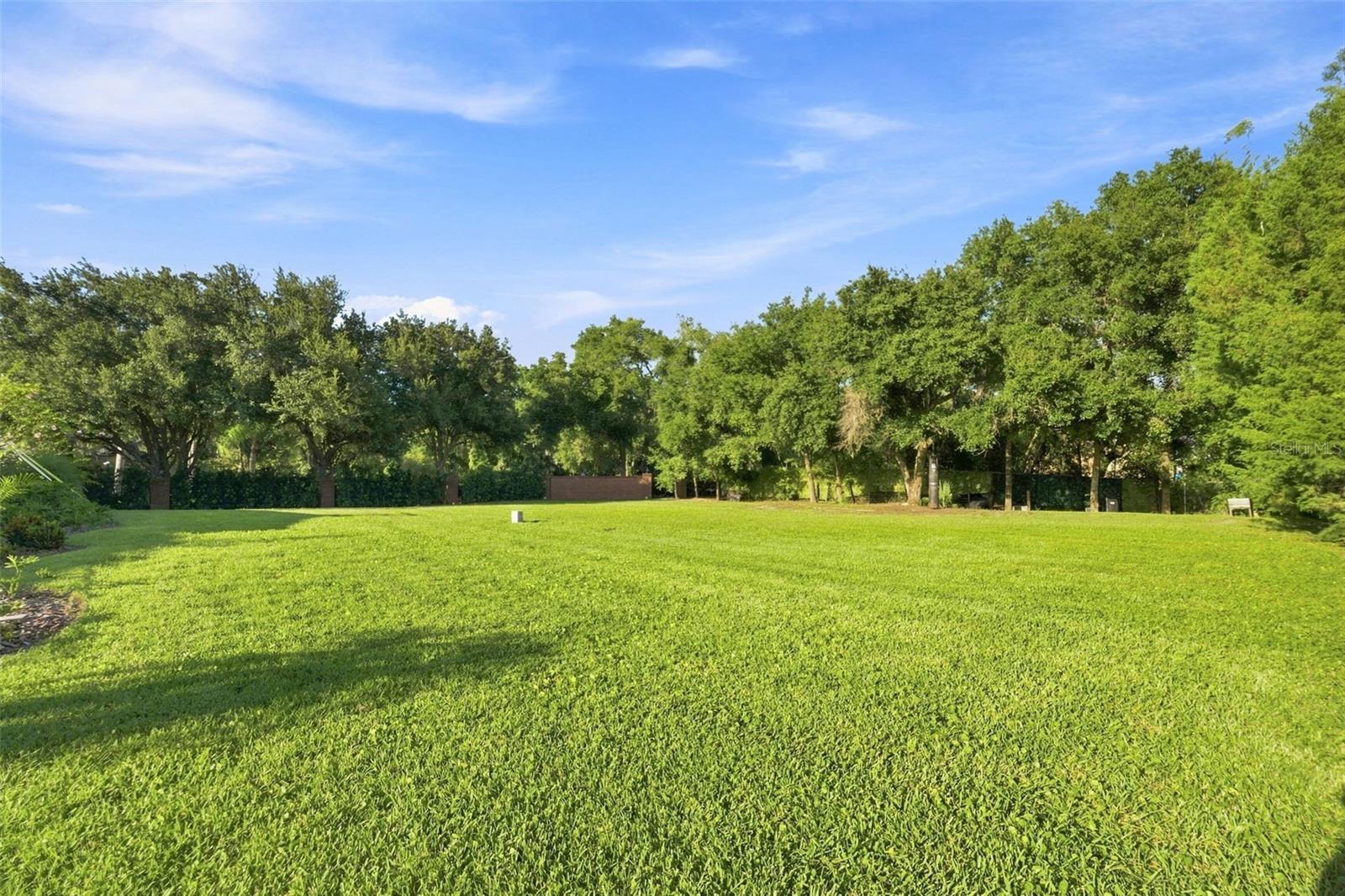 1422 OAK MEADOW PT