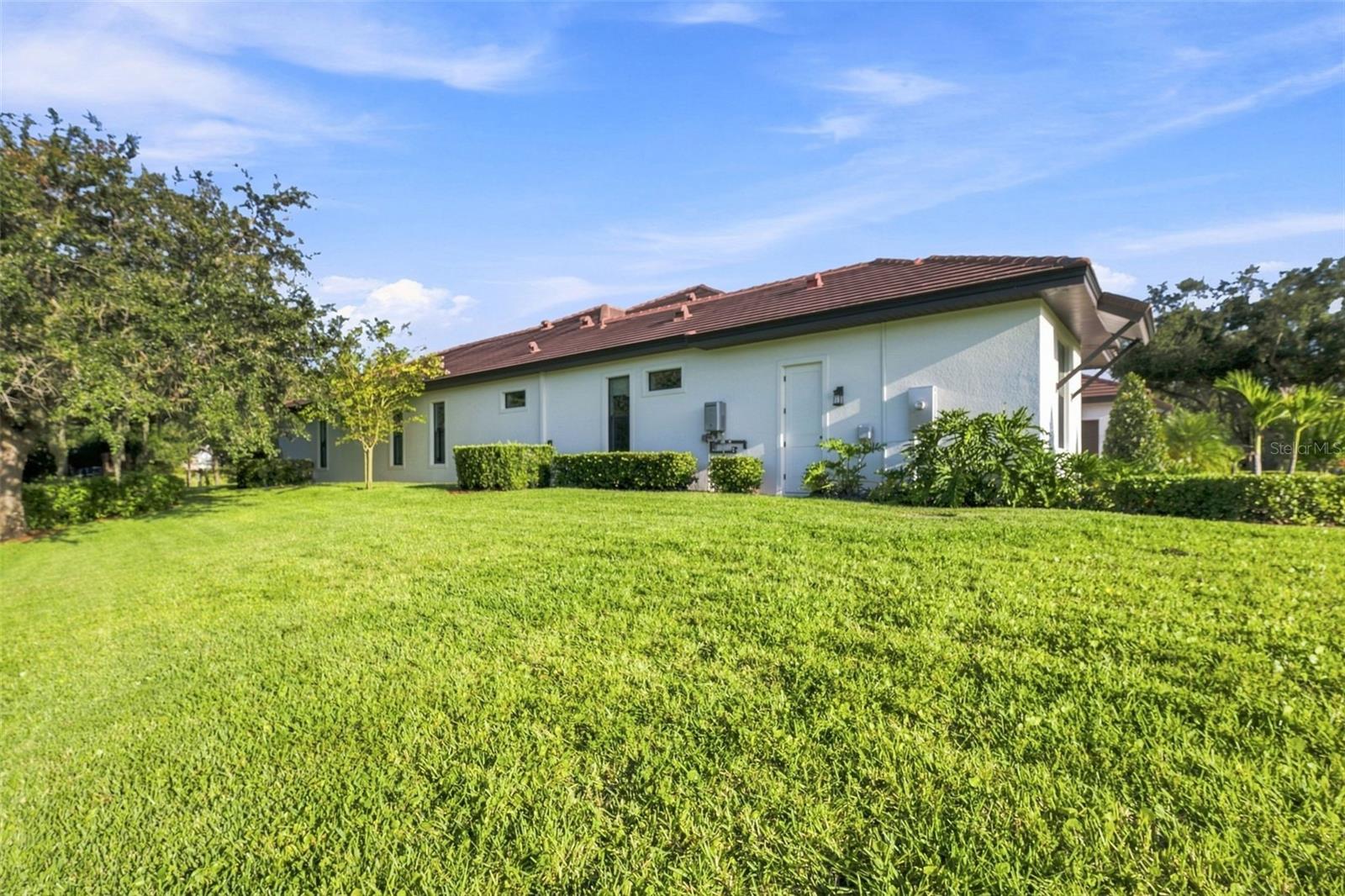 1422 OAK MEADOW PT
