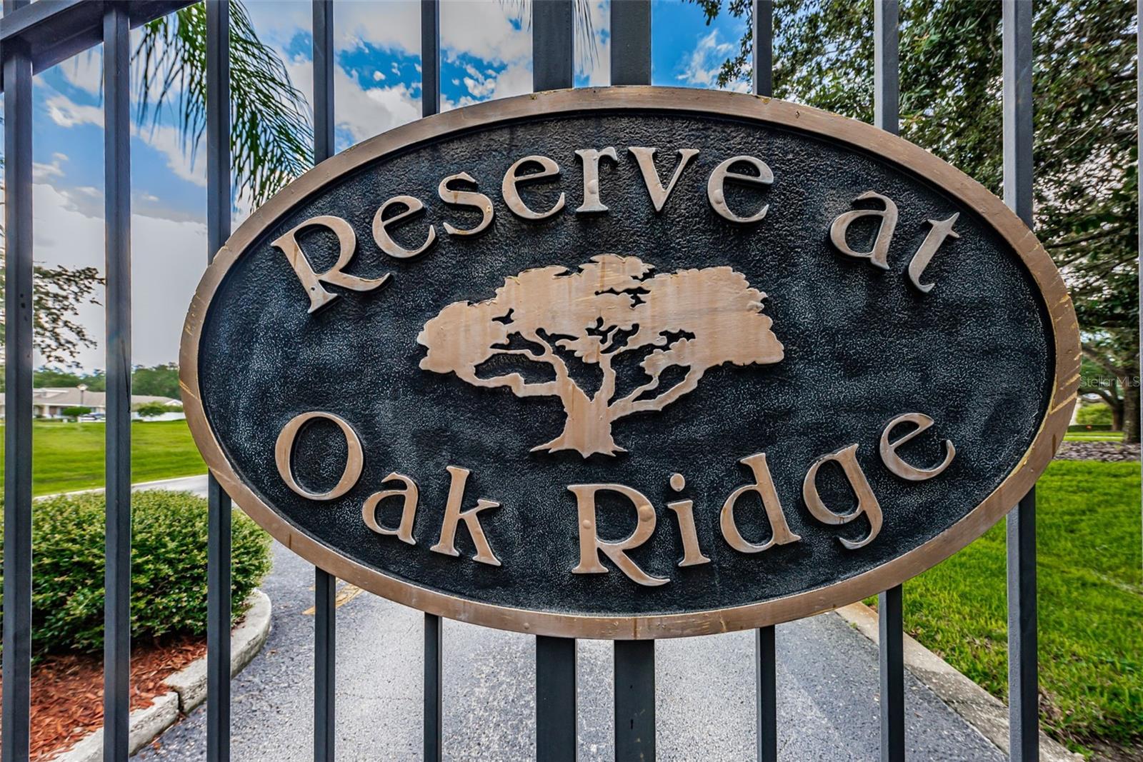 1422 OAK MEADOW PT