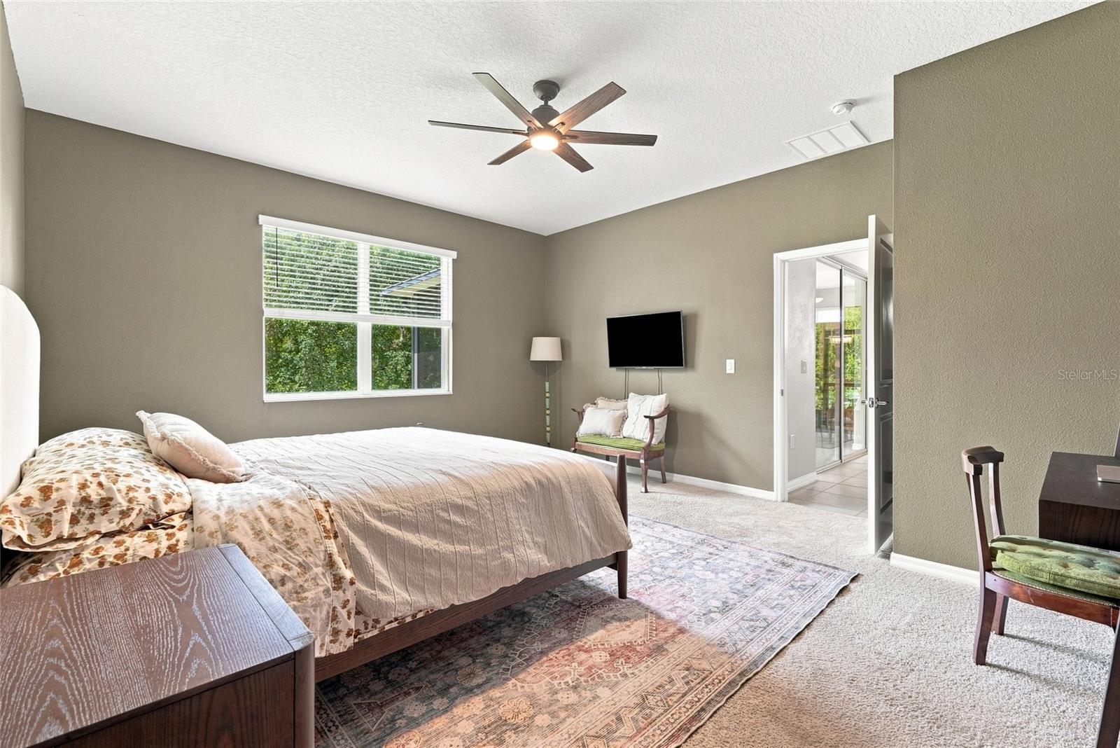 12387 EASTPOINTE DR