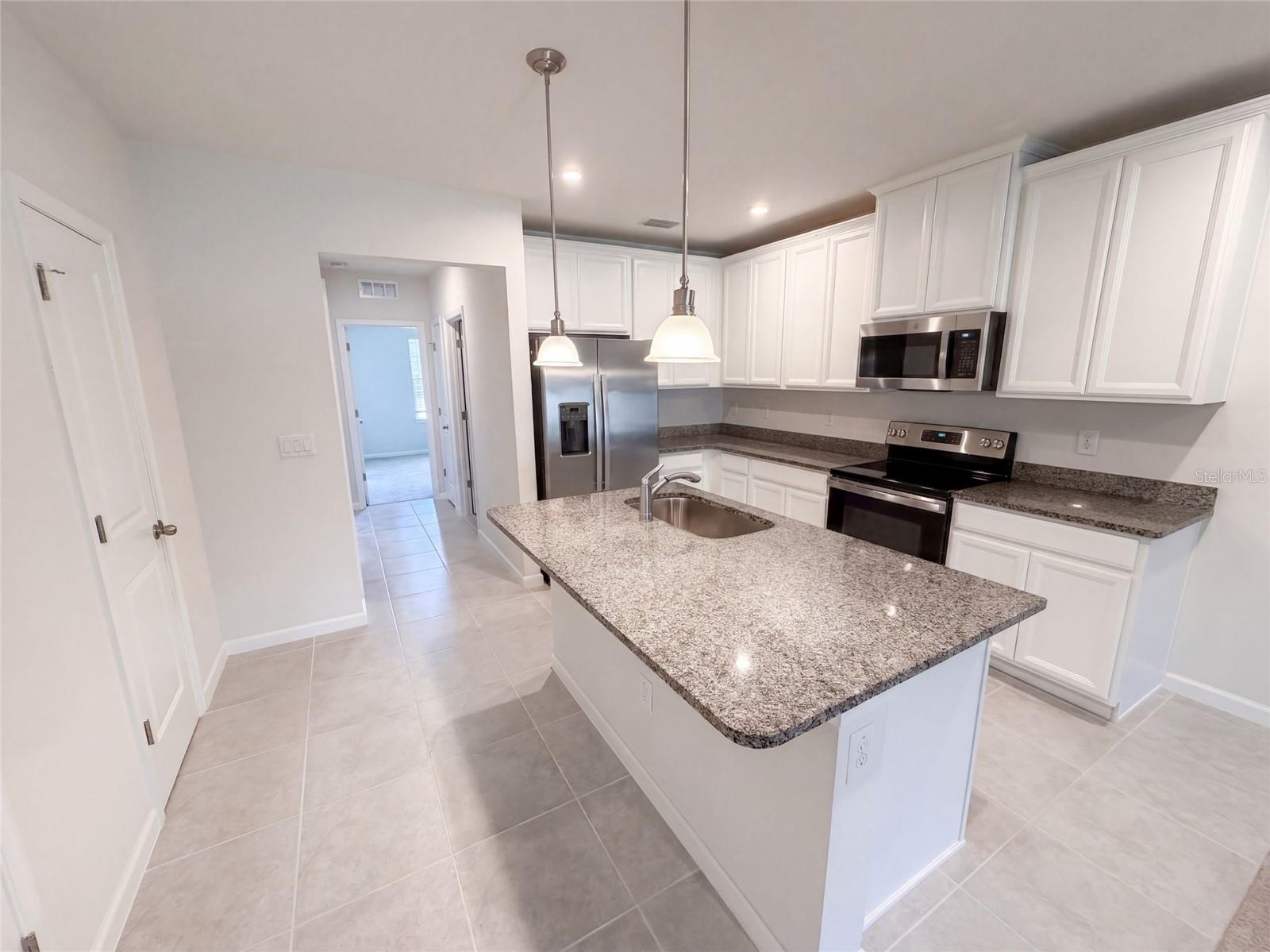 17917 TURNING LEAF CIR