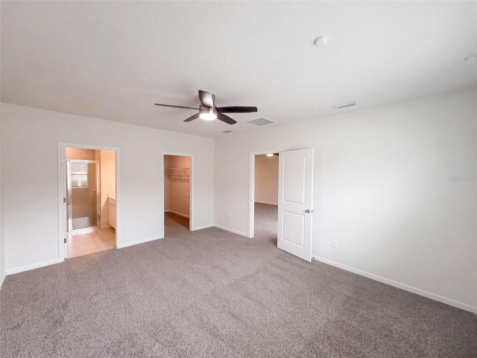17917 TURNING LEAF CIR