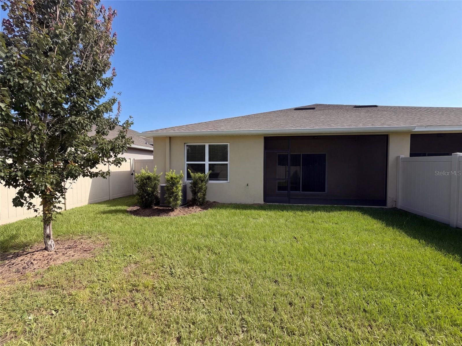 17917 TURNING LEAF CIR