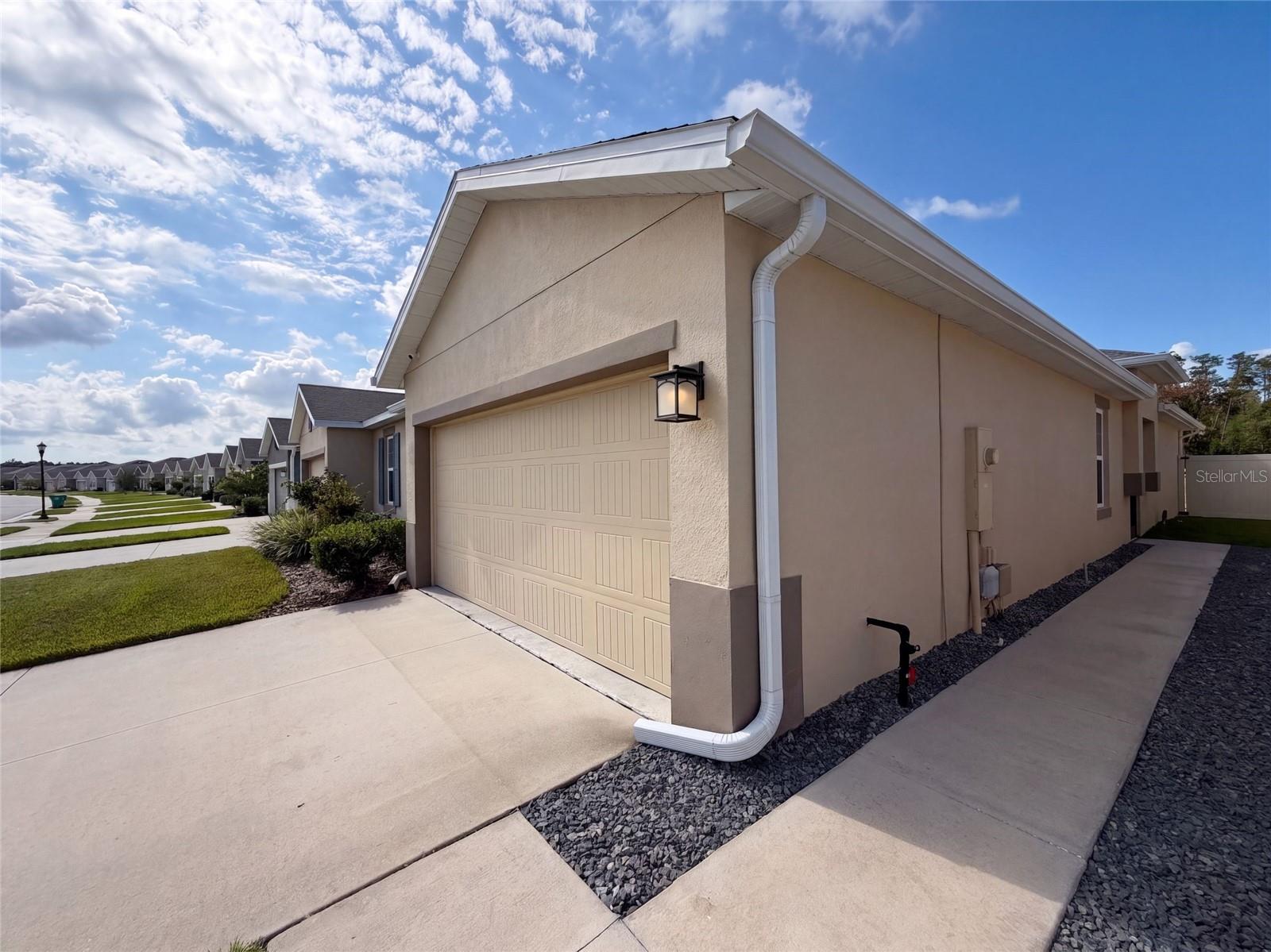 17917 TURNING LEAF CIR