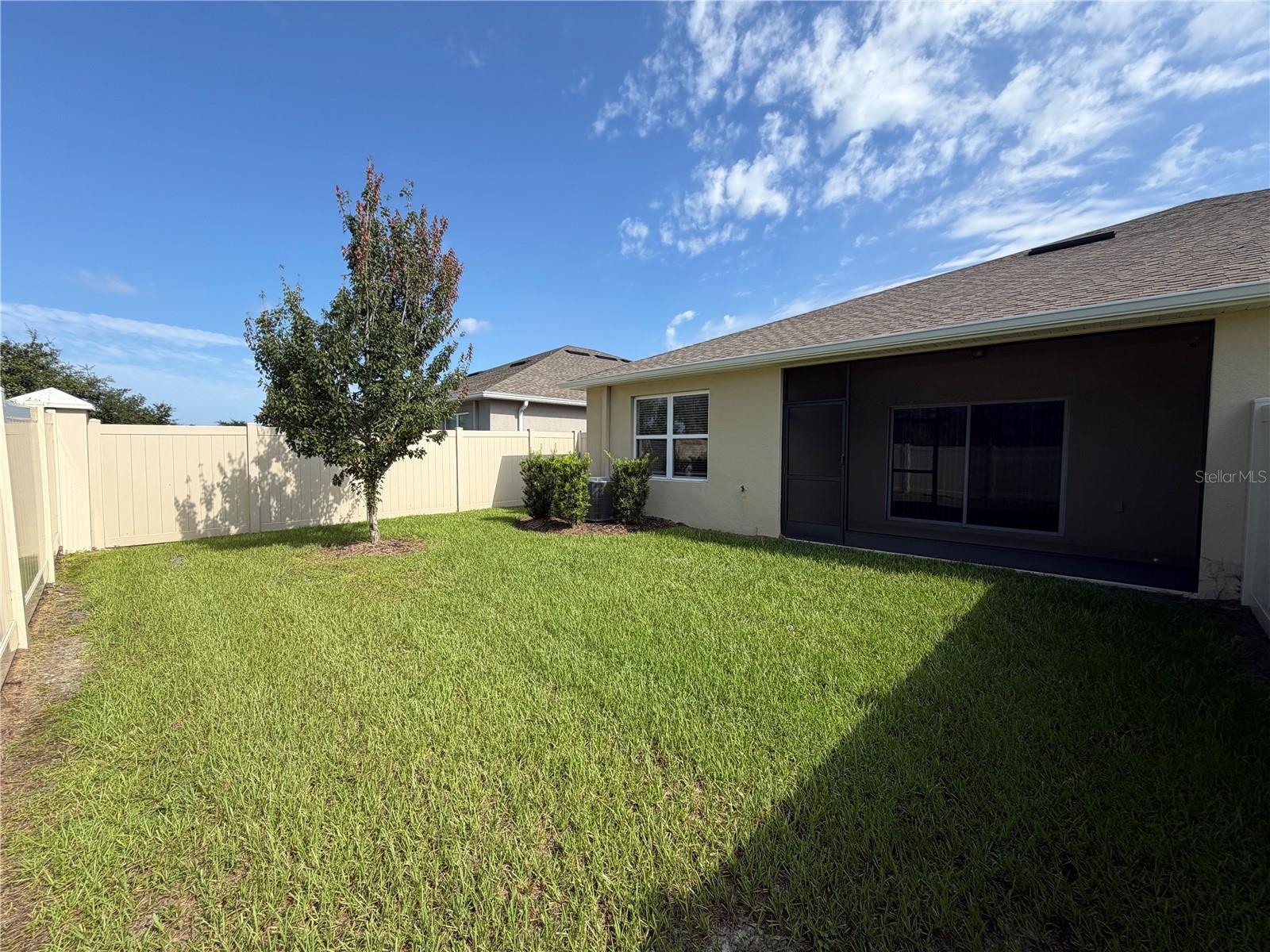 17917 TURNING LEAF CIR