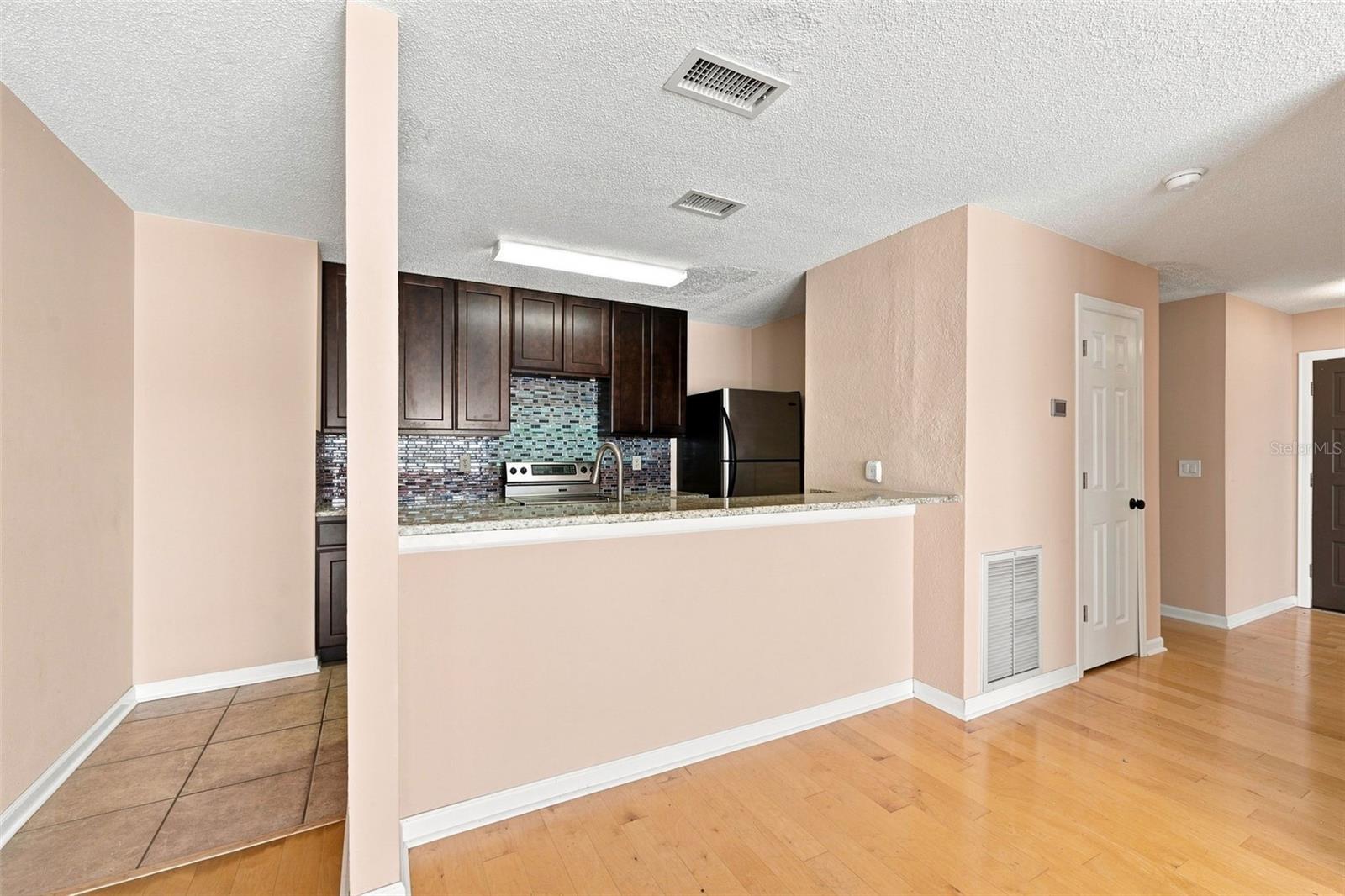 10836 VENICE CIR