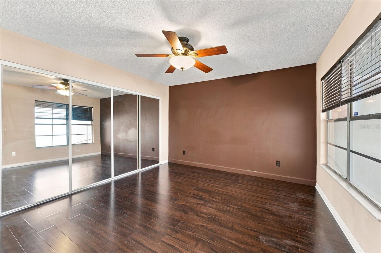 10836 VENICE CIR