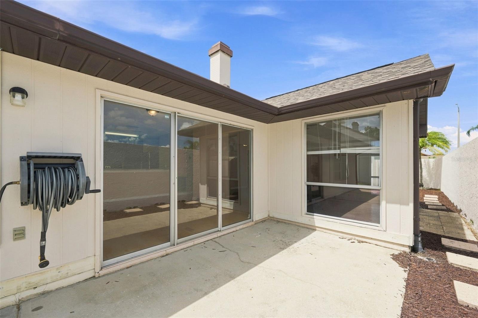 10836 VENICE CIR